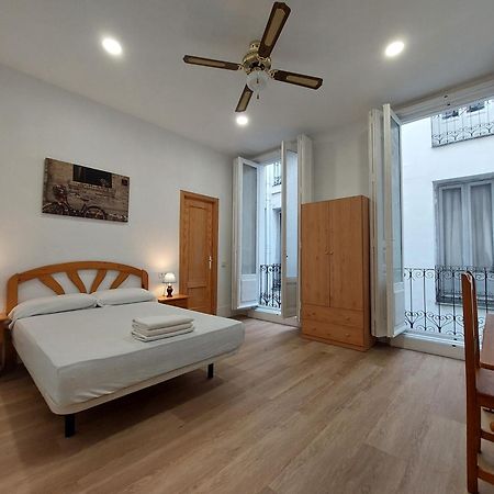 מדריד Hostal Miralva מראה חיצוני תמונה